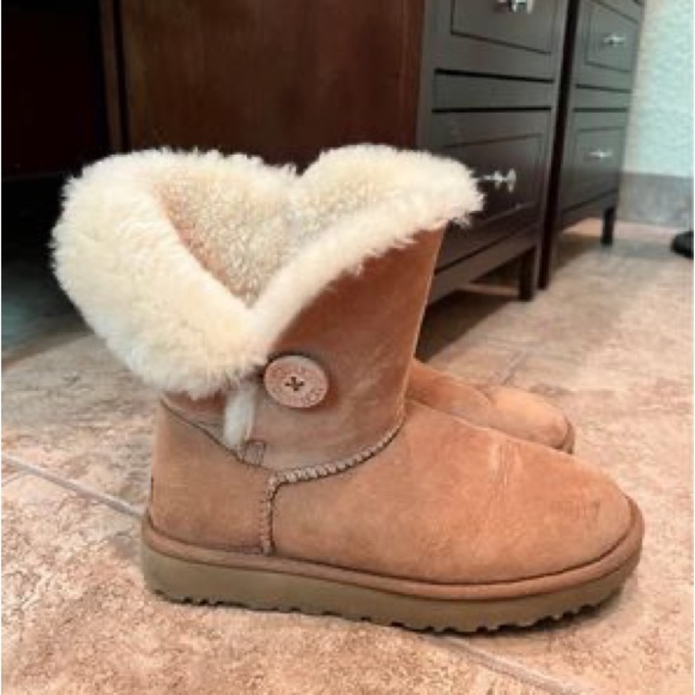 Bailey Button Ugg Boots - Gem